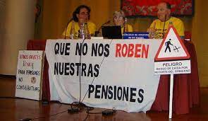 Nos obligan a pagar pensiones privadas