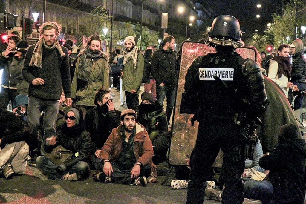 nuit_debout_maya-anais_yataghene